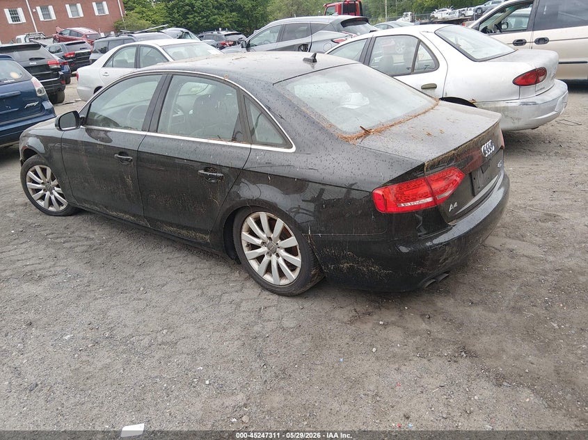 2010 AUDI A4 auction photo 3