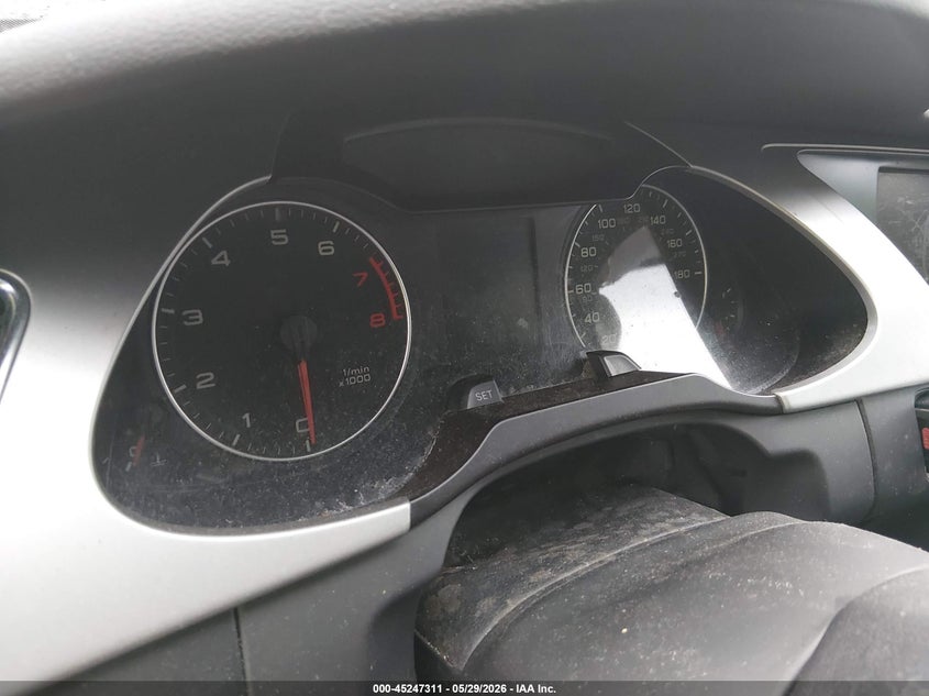 2010 AUDI A4 auction photo 7