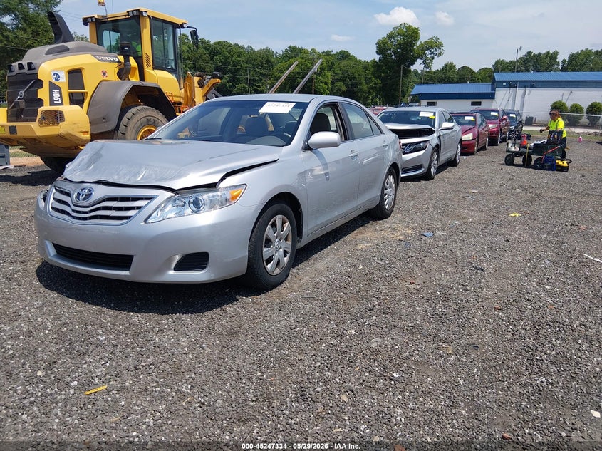 2010 Toyota Camry Le 4T1BF3EK5AU011617 photo 1