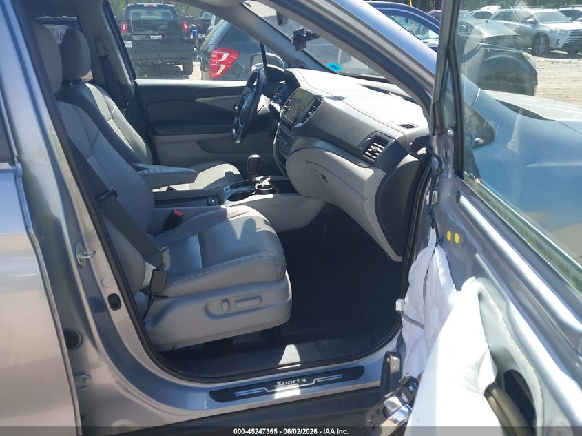 2019 HONDA PILOT auction photo 5