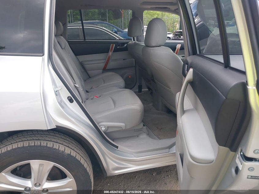 2008 TOYOTA HIGHLANDER auction photo 8