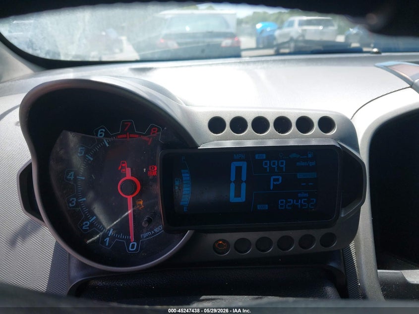 2015 CHEVROLET SONIC auction photo 7