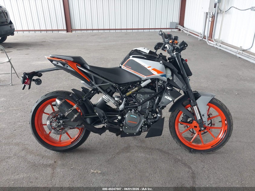 2023 Ktm 200 Duke VIN: MD2JPC409PC017782 Lot: 45247507