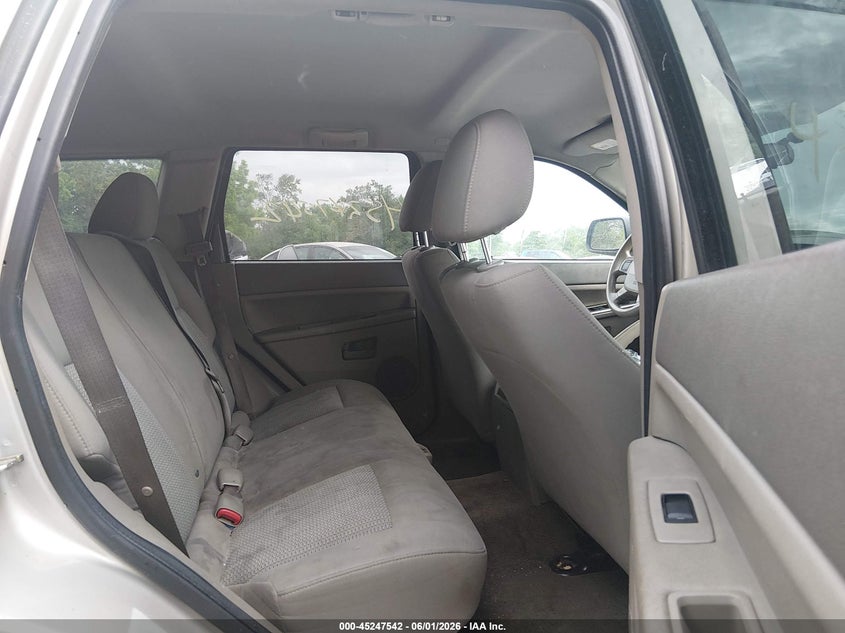 2007 Jeep Grand Cherokee Laredo VIN: 1J8GS48K47C504137 Lot: 45247542