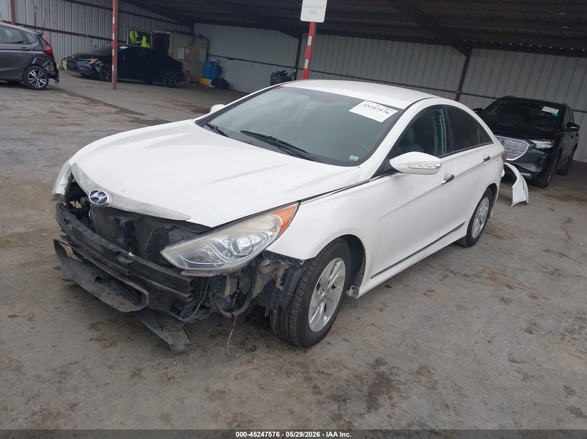2013 Hyundai Sonata Hybrid KMHEC4A46DA067560 photo 1