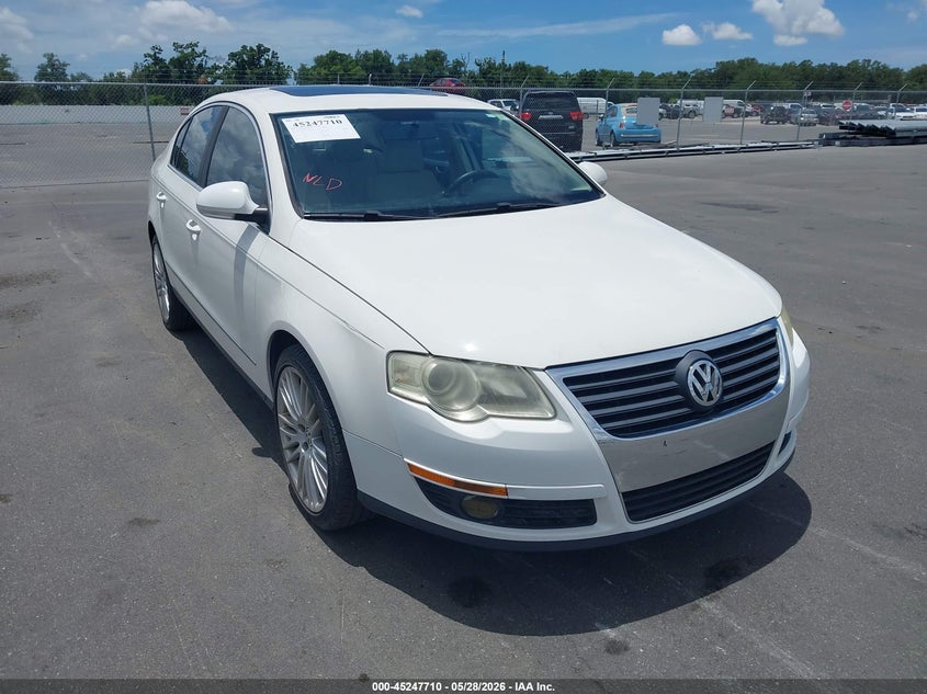 2010 VOLKSWAGEN PASSAT KOMFORT