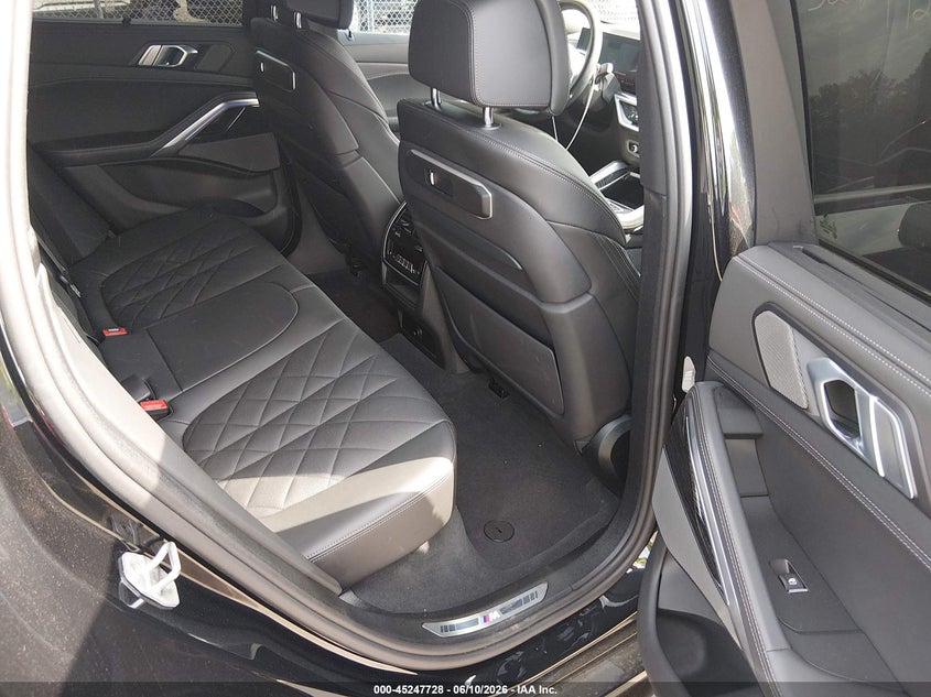 2024 BMW X6 3.0L I-6 DI, DOHC, V(VIN: 5UX33EX05R9U78624