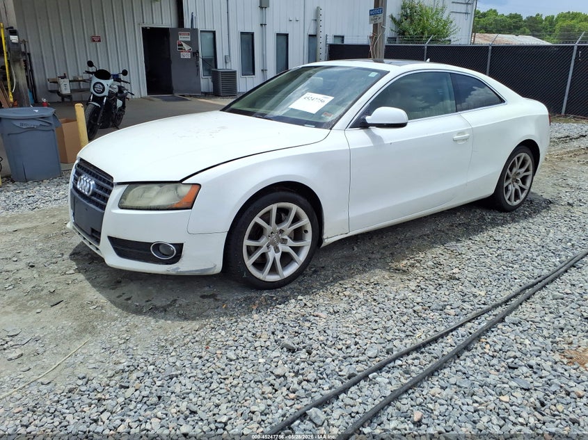 2011 Audi A5 2.0t Premium WAUCFAFR2BA038055 photo 1