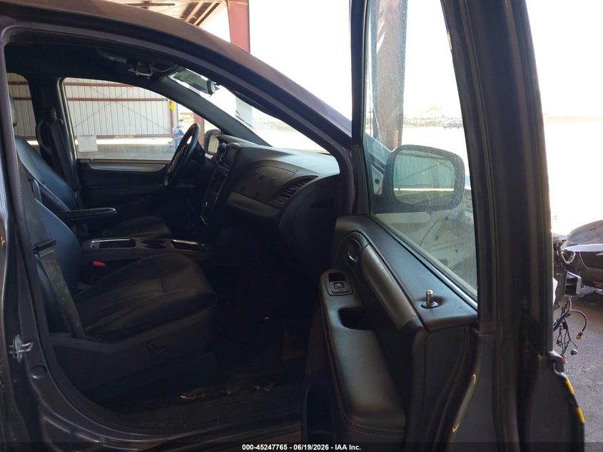 AtlanticExpress - Dodge Grand Caravan
