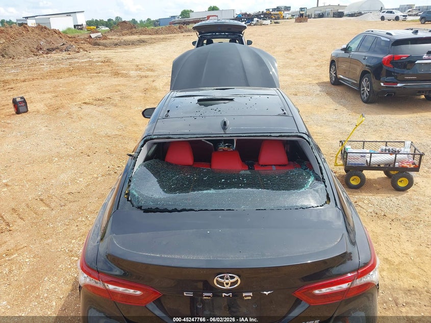 2018 TOYOTA CAMRY auction photo 6
