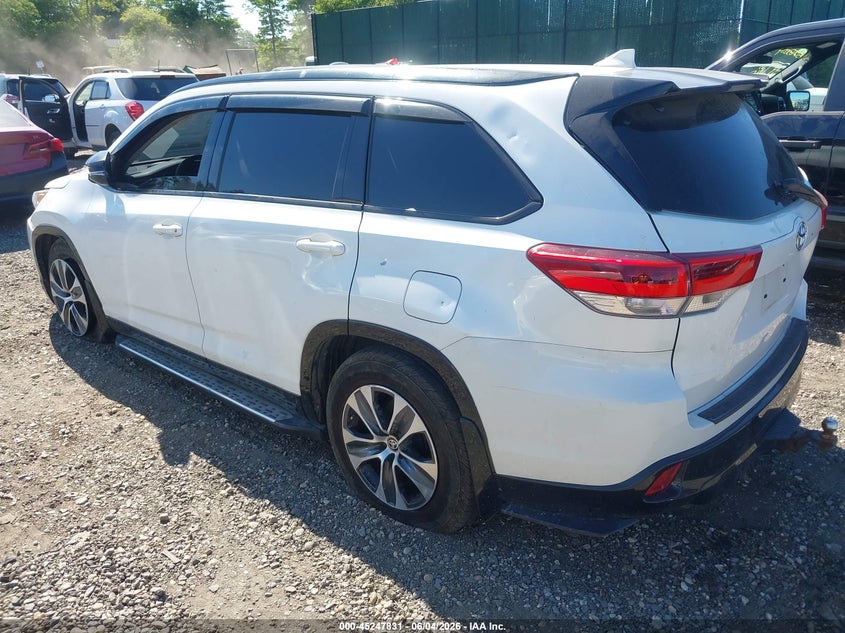 Vin: 5tdjzrfh7js840318, lot: 45745634, toyota highlander xle 20183