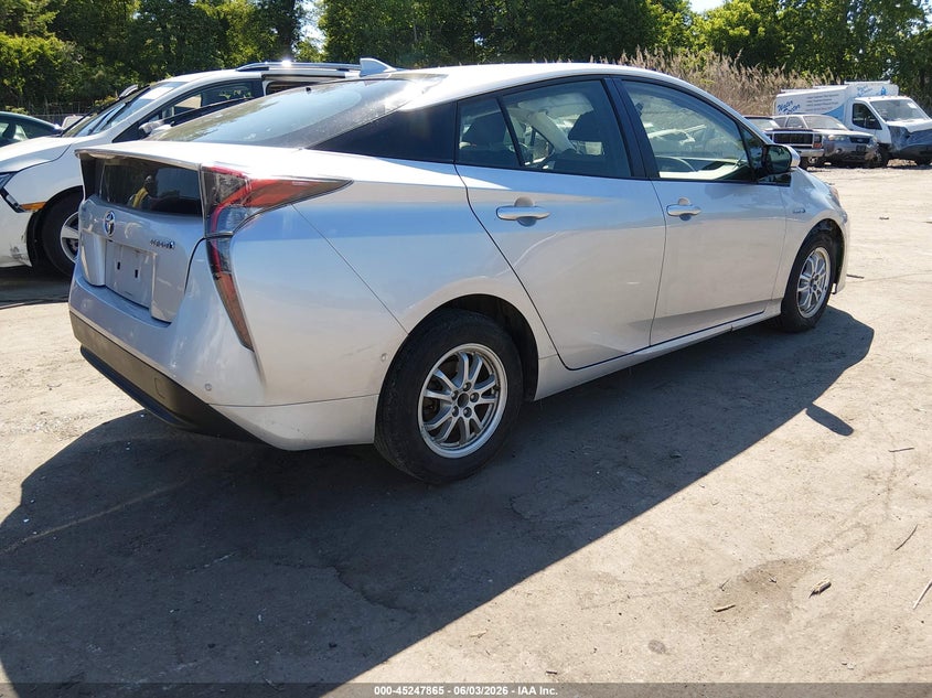 Vin: jtdkarfu8h3542803, lot: 45745668, toyota prius three 20174