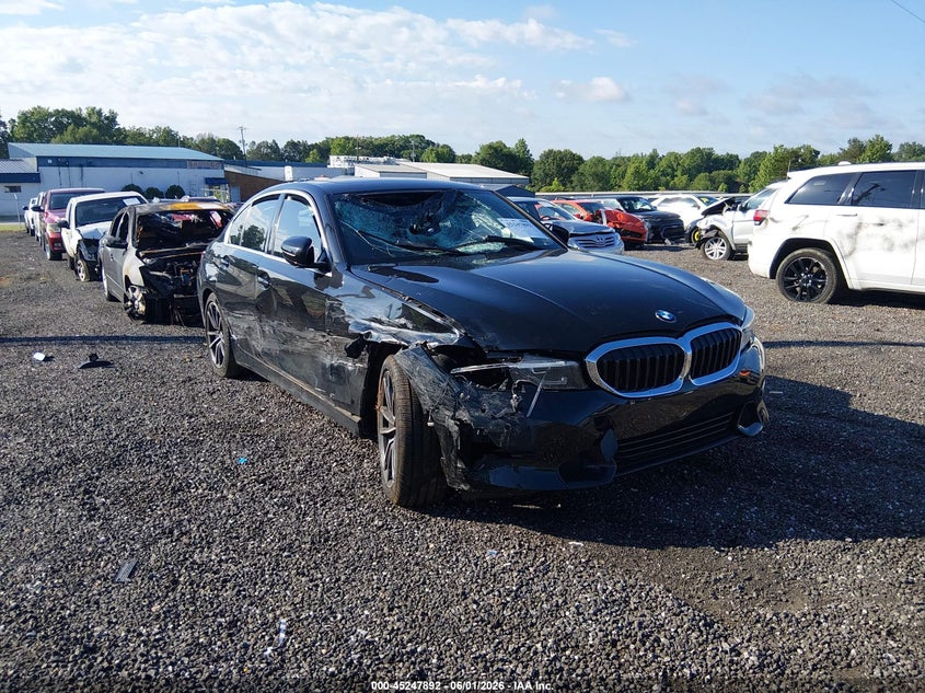Vin: 3mw5r1j03n8c26947, lot: 45745695, bmw 330i 2022 img_1