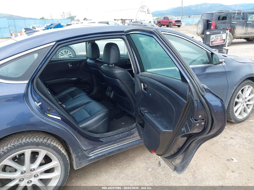 2014 TOYOTA AVALON auction photo 8