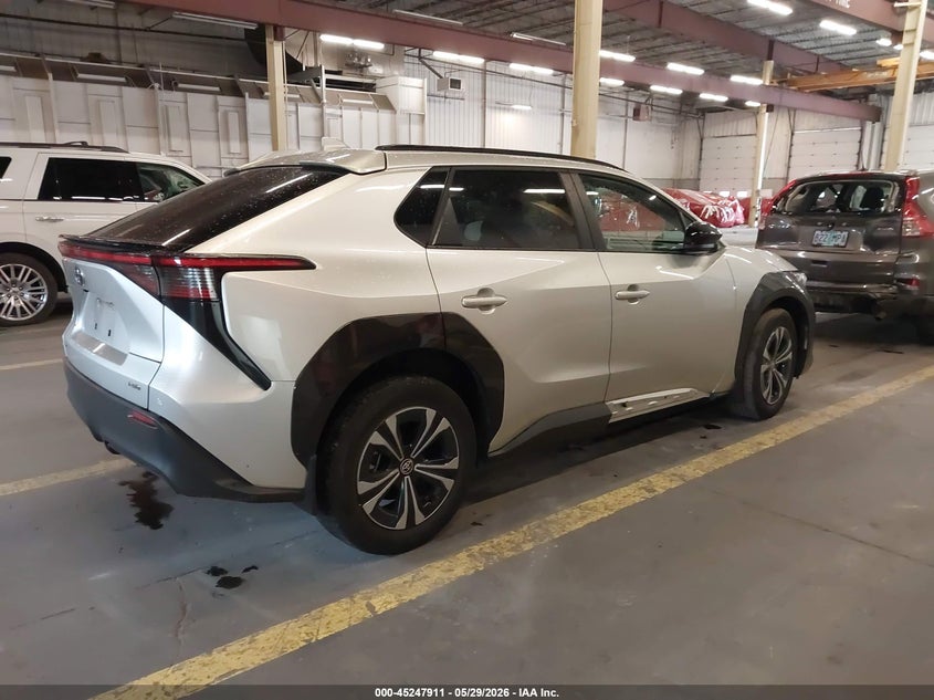 2025 TOYOTA BZ4X auction photo 4