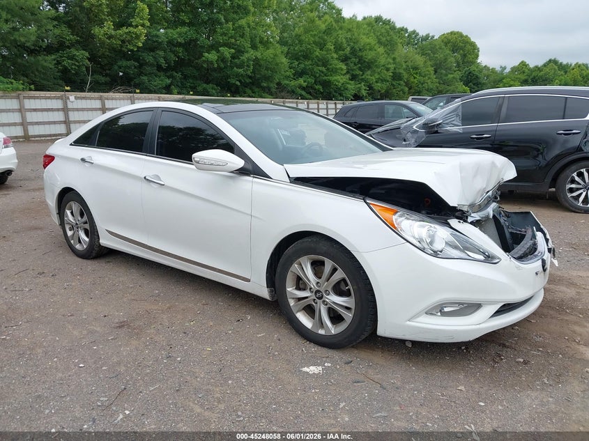 5NPEC4AC5CH450621 2012 Hyundai Sonata 2.4 Limited white