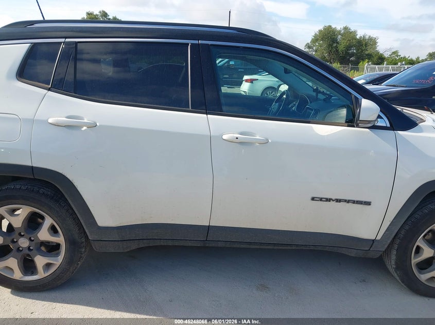 Фото 13 - JEEP COMPASS