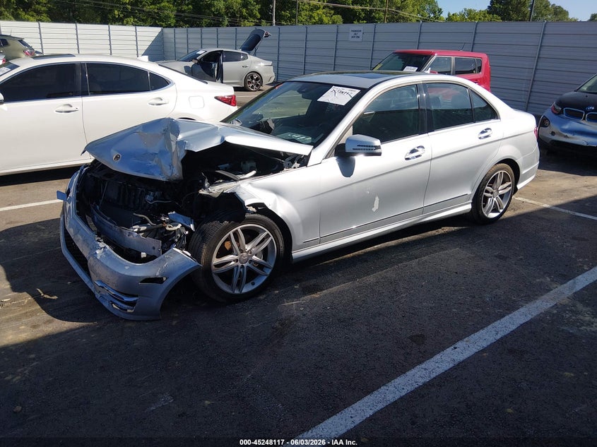2012 MERCEDES-BENZ C 300 auction photo 2