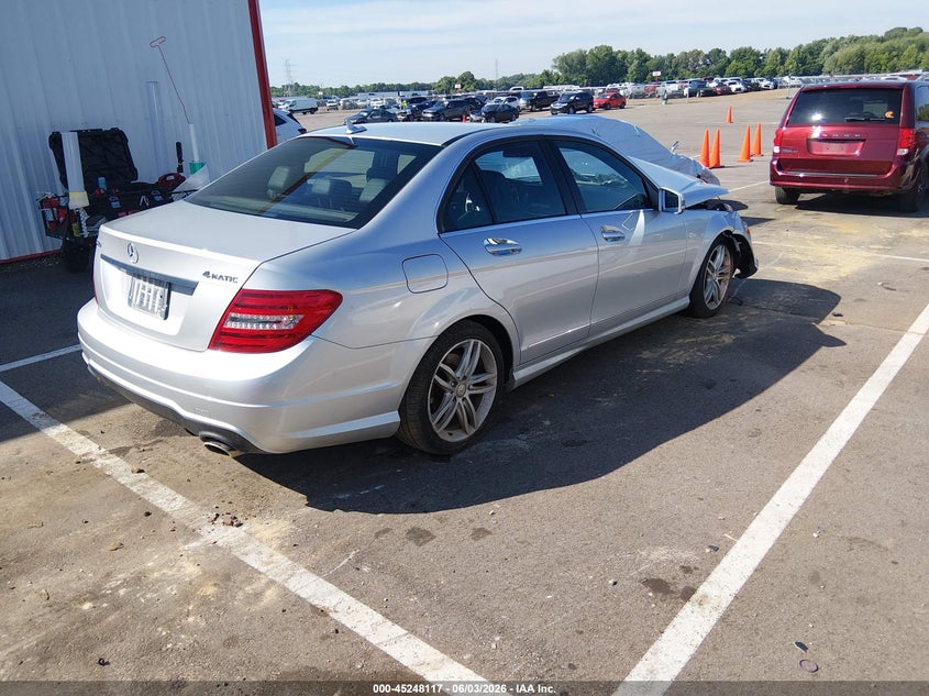 2012 MERCEDES-BENZ C 300 auction photo 4
