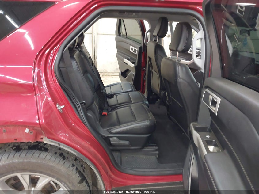 2021 FORD EXPLORER auction photo 8