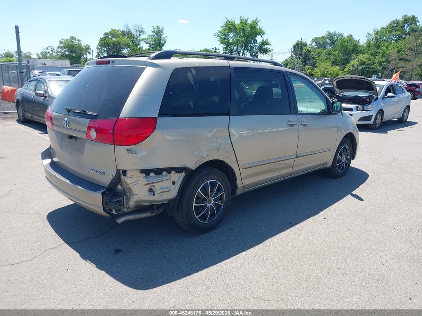 Vin: 5tdkk4ccxas320828, lot: 45745979, toyota sienna le 20104