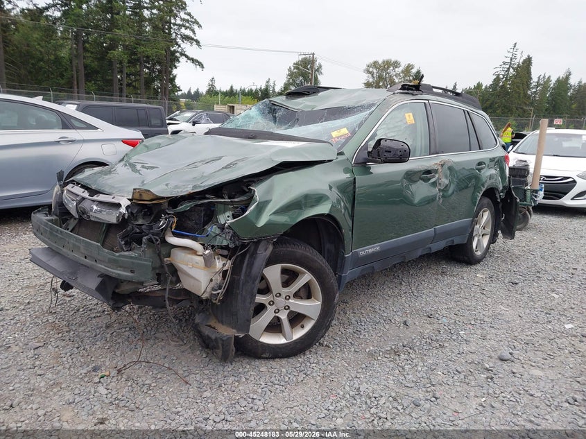 Vin: 4s4brbcc9d3280033, lot: 45745986, subaru outback 2.5i premium 20132