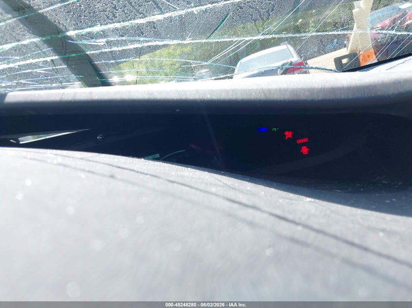 2013 TOYOTA PRIUS THREE SE · Фото 7
