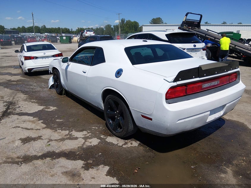 Vin: 2c3cdyag7eh201980, lot: 45746094, dodge challenger sxt plus 20143