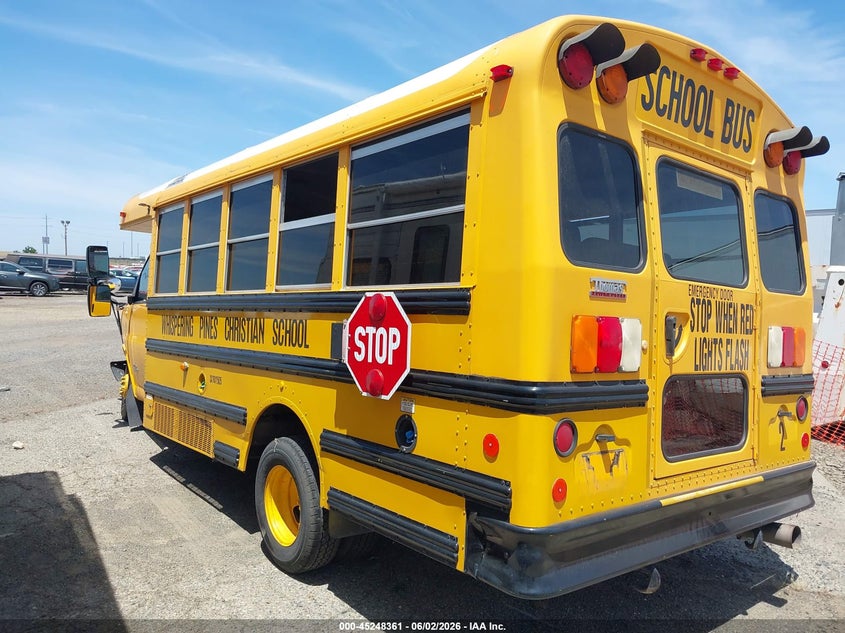 2013 Chevrolet Express Cutaway 4500 Diesel yellow Lot 111045248361 Vin 1GB6G5BL3D1187765