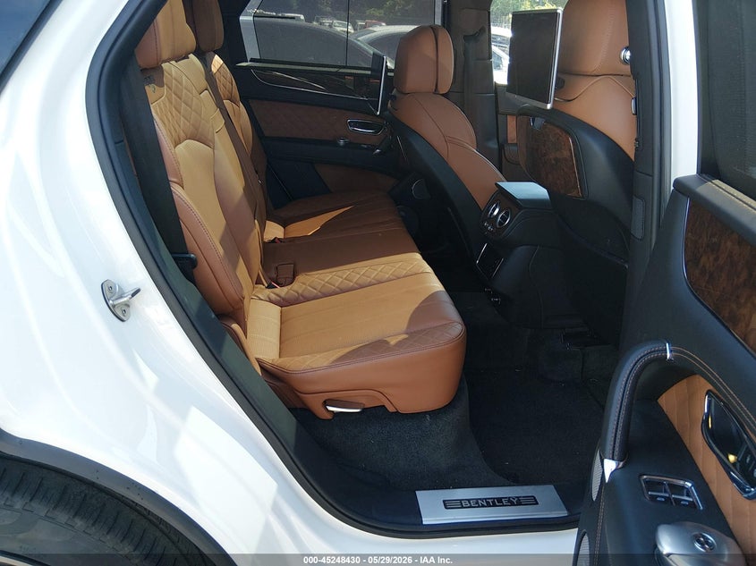 2017 Bentley Bentayga W12/W12 First Edition VIN: SJAAC2ZV0HC012621 Lot: 45248430