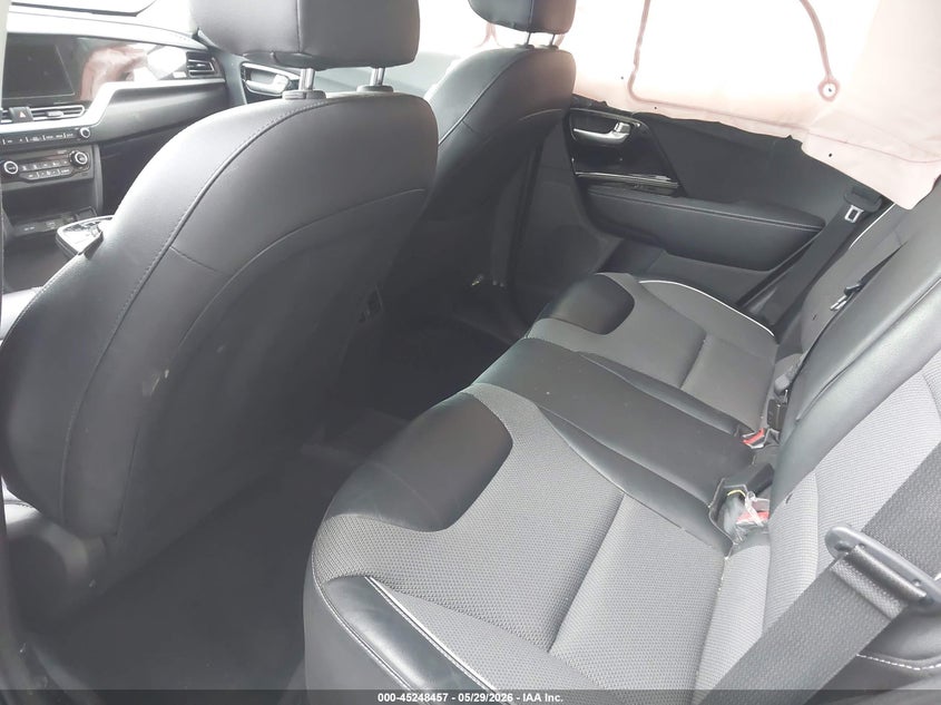 VIN KNDCC3LG6N5147657 2022 KIA NIRO EV EX
