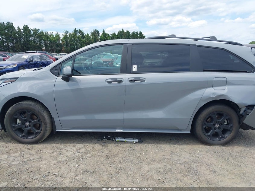 VIN 5TDCSKFC8SS201682 2025 TOYOTA SIENNA WOODLAND EDITION