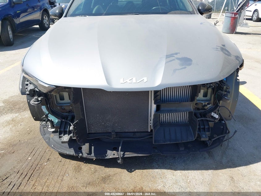 2025 Kia K5 Gt VIN: KNAG44J8XS5295142 Lot: 45248647