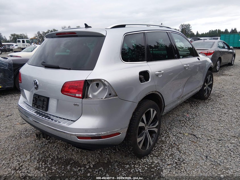 Vin: wvgrf7bp6hd001033, lot: 45746518, volkswagen touareg v6 wolfsburg edition 20174