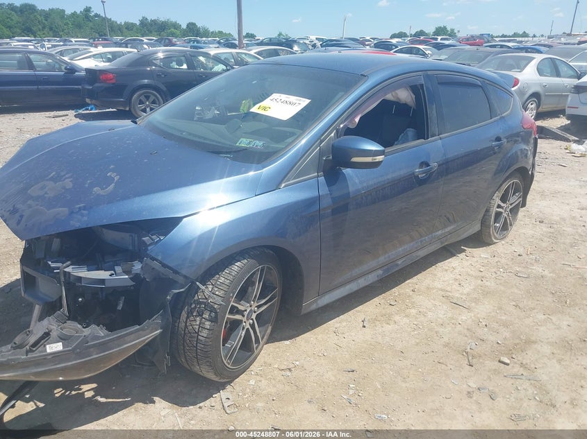 Vin: 1fadp3l94jl213306, lot: 45746610, ford focus st 20182
