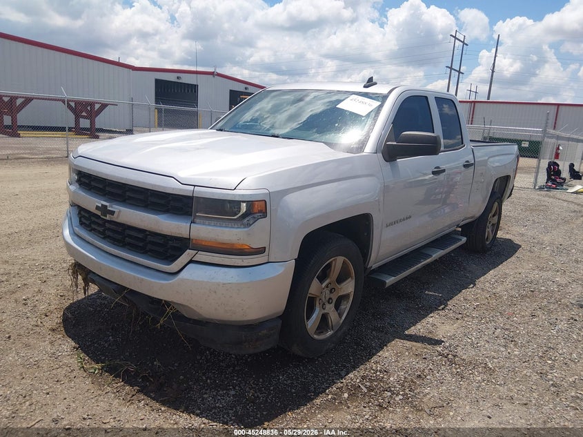 2017 Chevrolet Silverado 1500 Custom 1GCRCPEC9HZ156667 photo 1