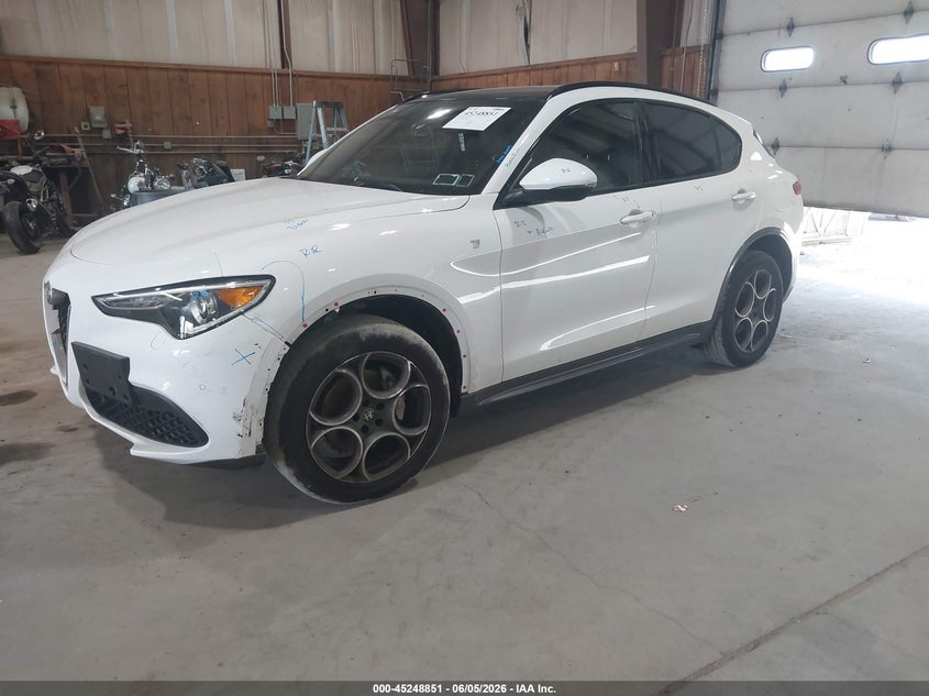 Vin: zaspakbnxp7d57632, lot: 45746654, alfa romeo stelvio ti awd 20232