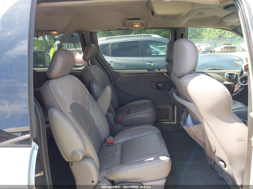 2003 Chrysler Town & Country Limited VIN: 2C8GP64L93R144673 Lot: 45248947
