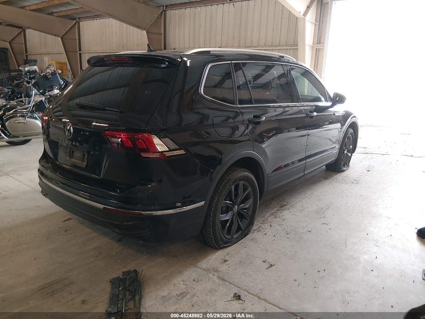 2022 VOLKSWAGEN TIGUAN auction photo 4
