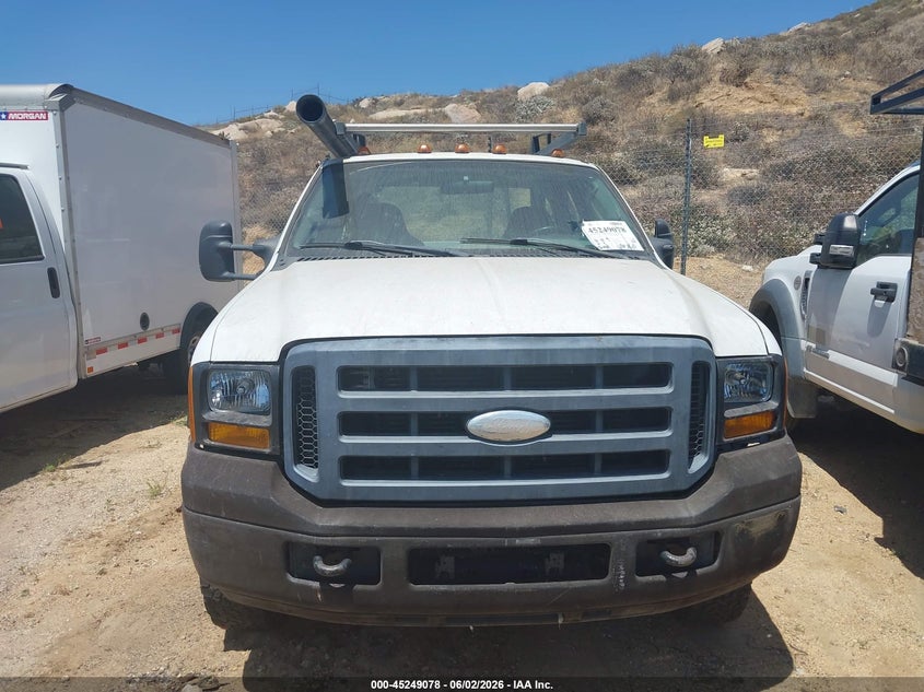 2006 Ford F-350 Chassis Lariat/Xl/Xlt VIN: 1FDWX37Y06EC94235 Lot: 45249078