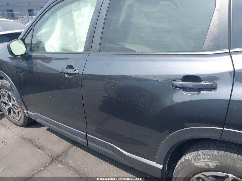 2019 Subaru Forester Premium VIN: JF2SKAEC5KH408155 Lot: 45249134