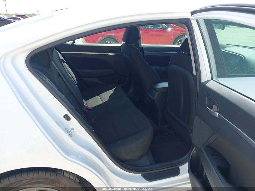 2019 HYUNDAI ELANTRA auction photo 8