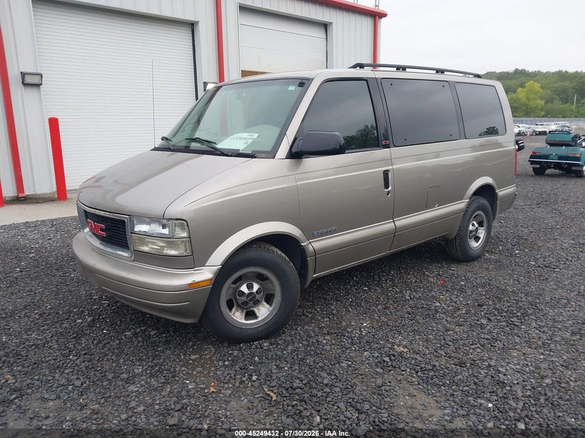 2001 GMC SAFARI auction photo 2