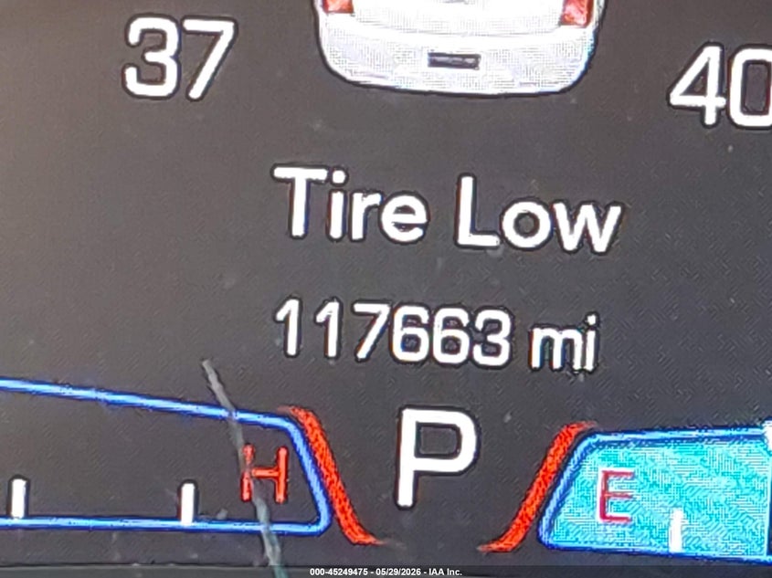 2015 CHRYSLER 300C PLATINUM · Фото 16