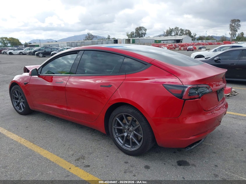 Vin: 5yj3e1ea1pf571448, lot: 45747300, tesla model 3 rear-wheel drive 20233