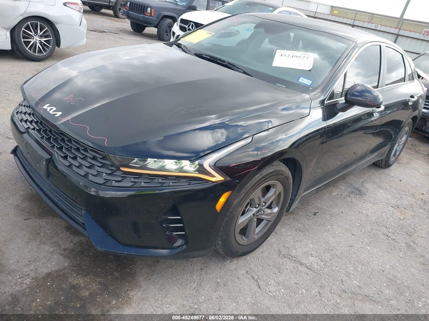 2023 KIA K5 auction photo 2