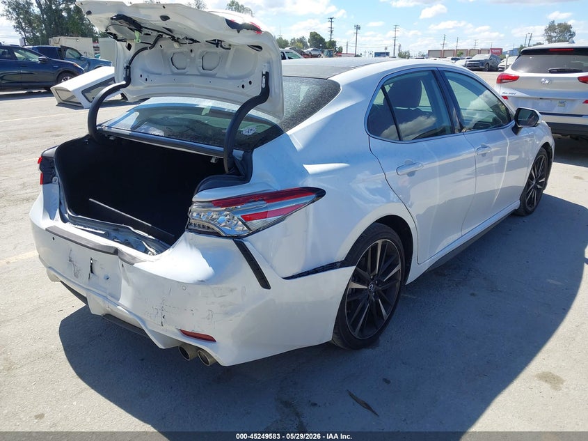 2019 TOYOTA CAMRY auction photo 4