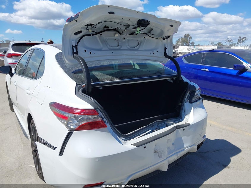 2019 TOYOTA CAMRY auction photo 6