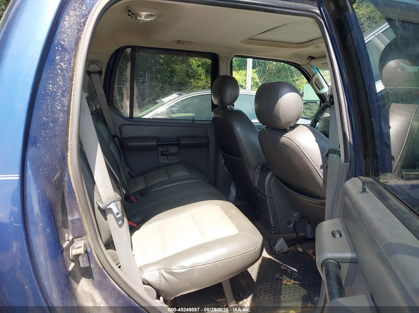 2004 Ford Explorer Sport Trac Adrenalin/Xls/Xlt VIN: 1FMZU67K74UB35024 Lot: 45249587