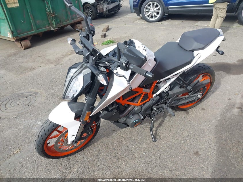 2020 KTM 390 auction photo 2